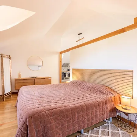 Casa Eiras, Nº48 سانتانا