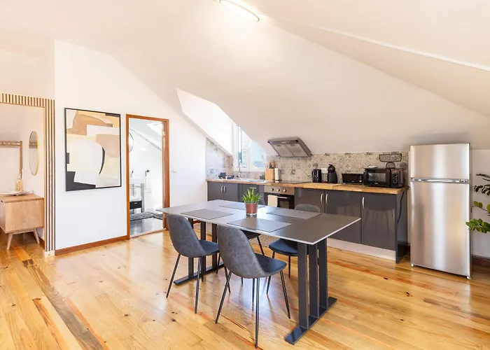 Casa Eiras, Nº48 شقة *